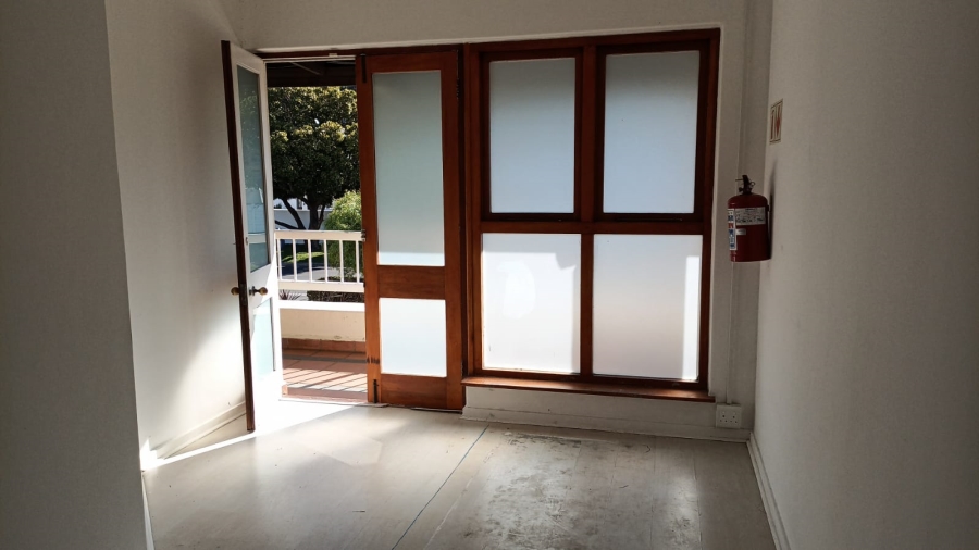 To Let commercial Property for Rent in Hout Bay Western Cape